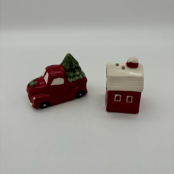 Cracker Barrel Salt Pepper Shakers Christmas Red Truck & Barn UNUSED Home Decor - Picture 2 of 6